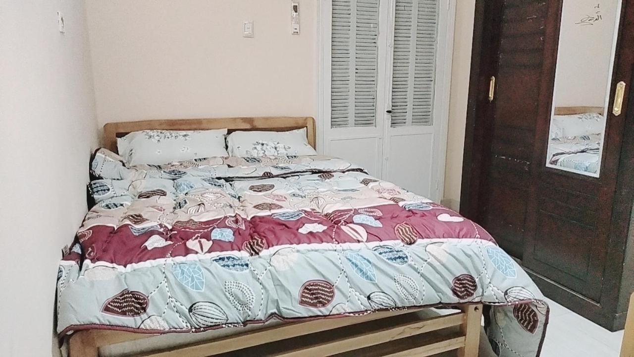 Family Apartment - Next To Abdeen Palace And Museum Kairo Bagian luar foto